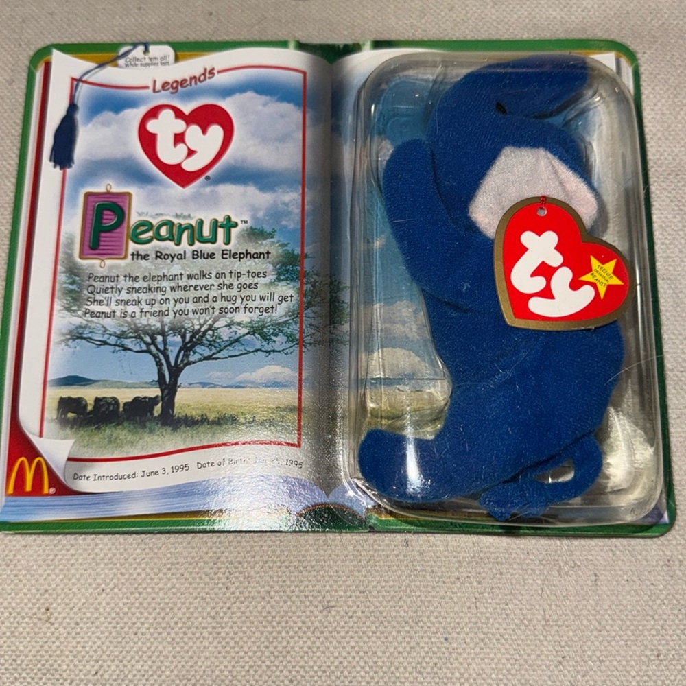 NEW PEANUT The Royal Blue Elephant McDonalds TY Teenie Beanie Baby RARE RETIRED